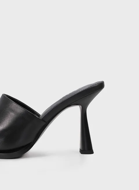 Сабо из кожи с геометричной подошвой Twofeet фото 8