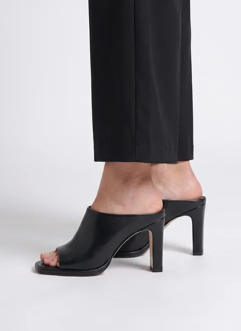 Мюли из текстурной кожи Twofeet фото 5