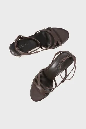 Босоножки с каблуком-щепкой в коричневом цвете Twofeet фото 2