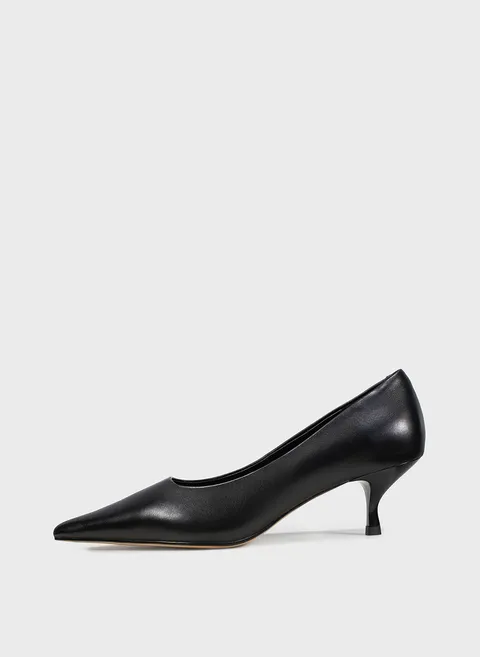 Туфли из кожи в черном цвете Twofeet фото 1